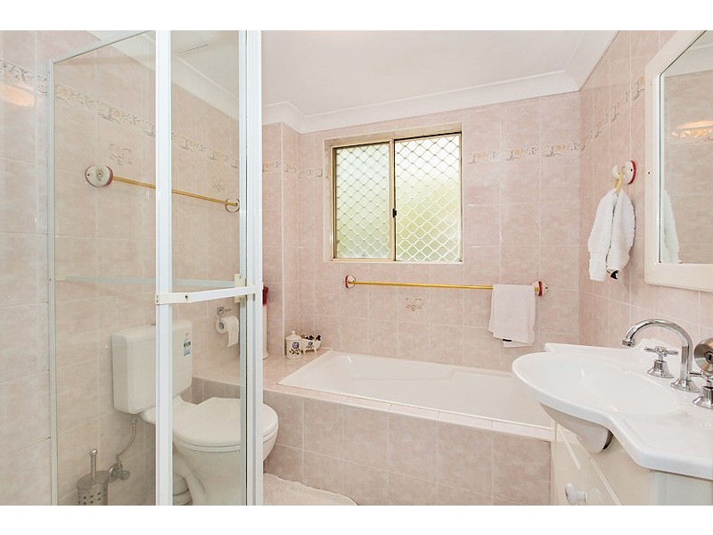 2/133 Meredith St, Bankstown NSW 2200