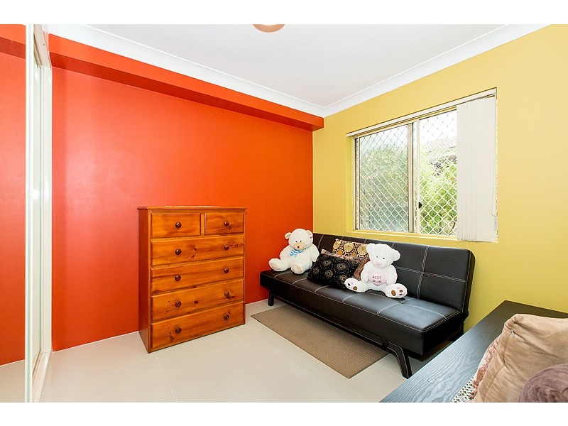 2/133 Meredith St, Bankstown NSW 2200