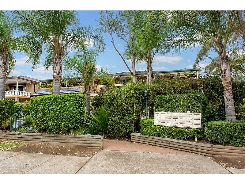 2/133 Meredith St, Bankstown NSW 2200