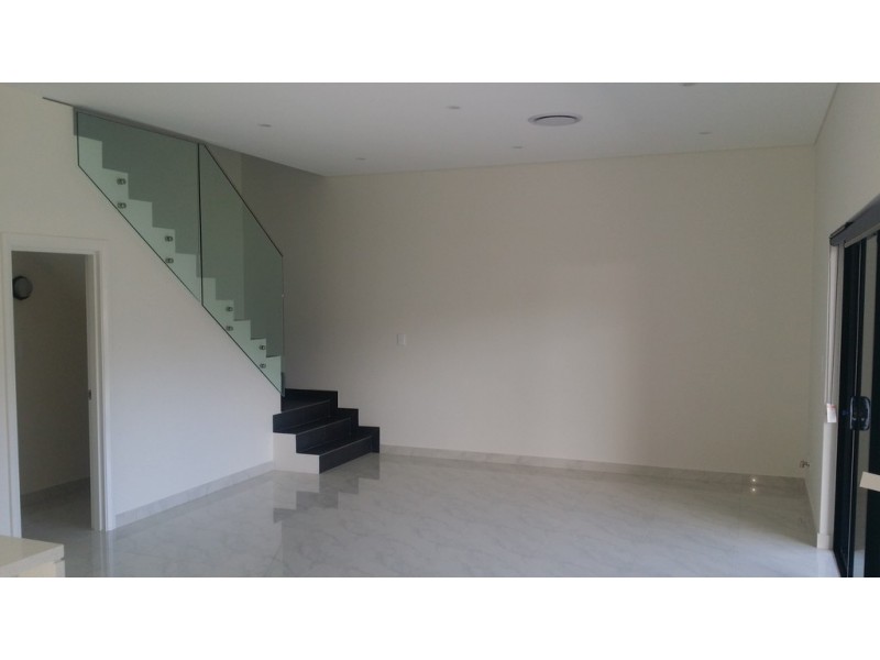 174 Rex Road, Georges Hall NSW 2198