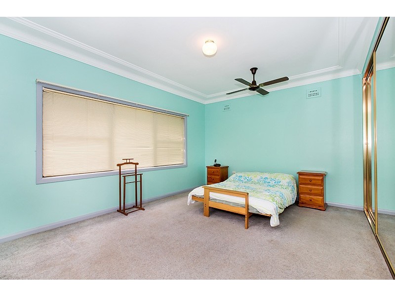 73 Hill Road, Birrong NSW 2143