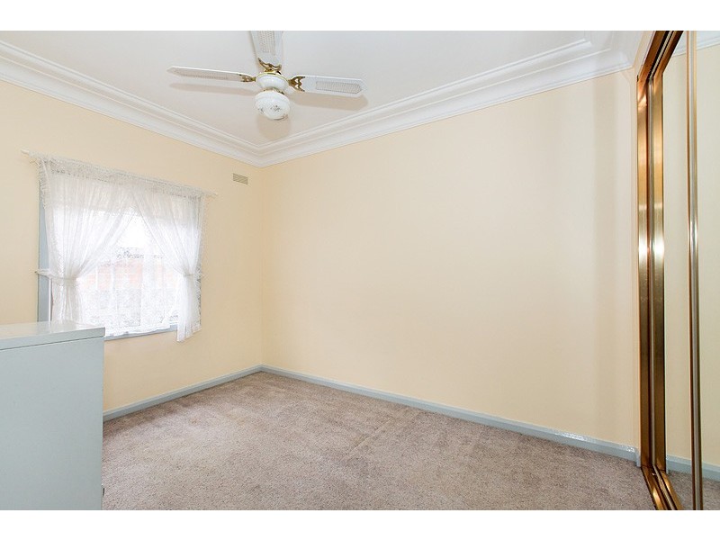 73 Hill Road, Birrong NSW 2143
