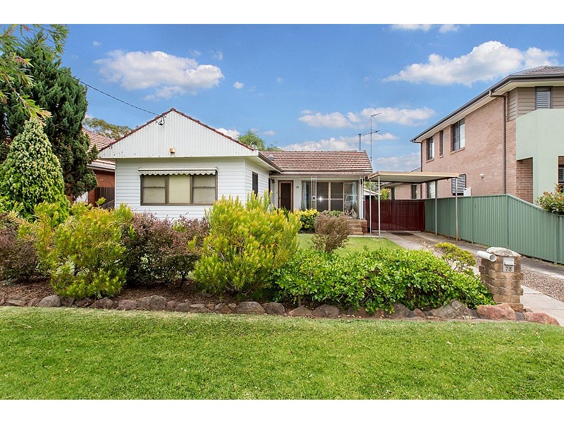 73 Hill Road, Birrong NSW 2143