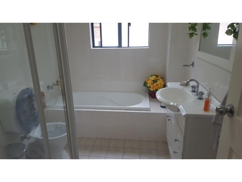 16/109 Meredith Street, Bankstown NSW 2200