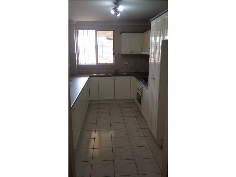 11/17-19 Shenton Avenue, Bankstown NSW 2200