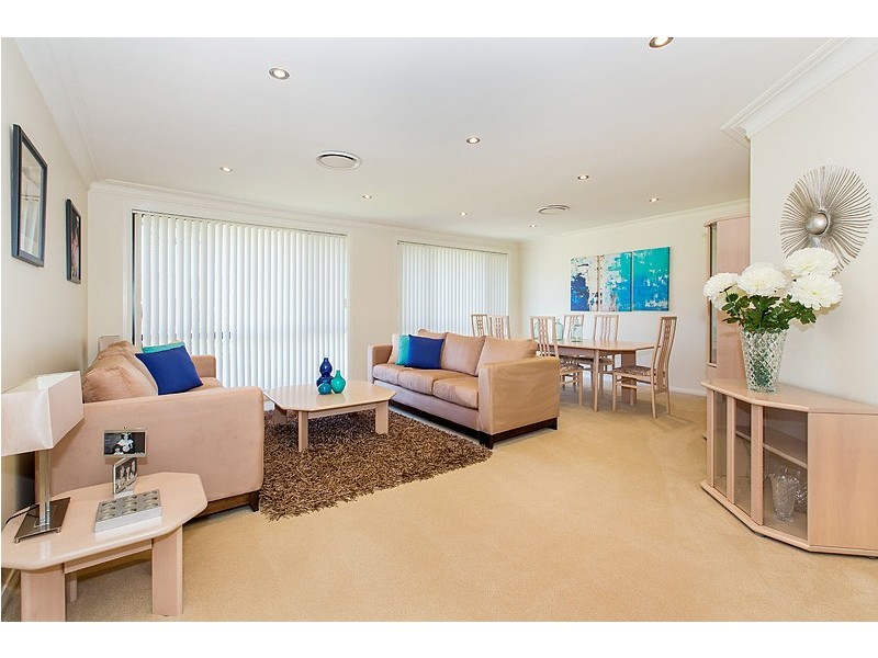 25 Harden Crescent, Georges Hall NSW 2198