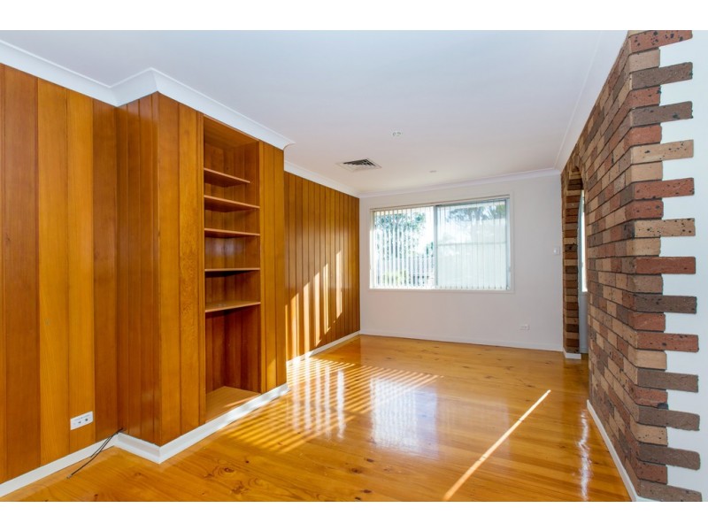 64 Carnavon Crescent, Georges Hall NSW 2198