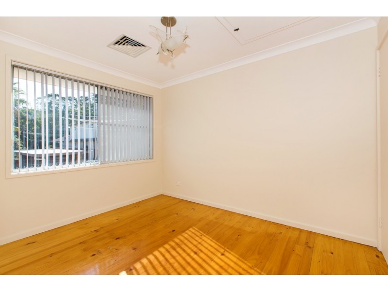 64 Carnavon Crescent, Georges Hall NSW 2198