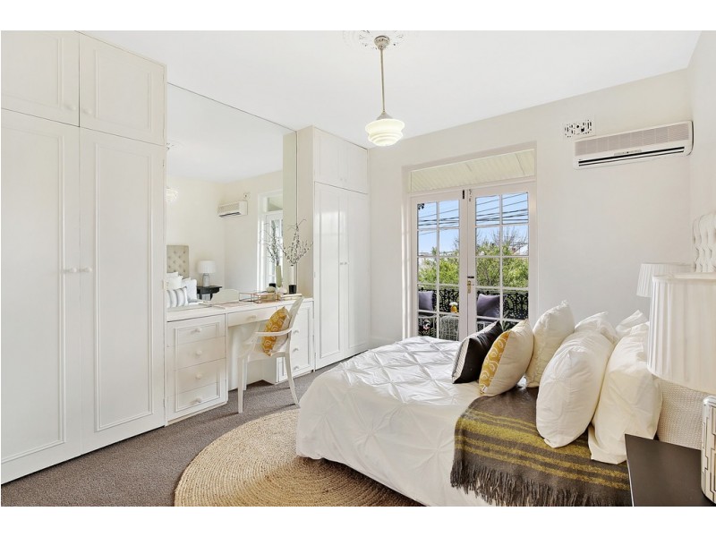 50 Mackenzie Street, Bondi Junction NSW 2022