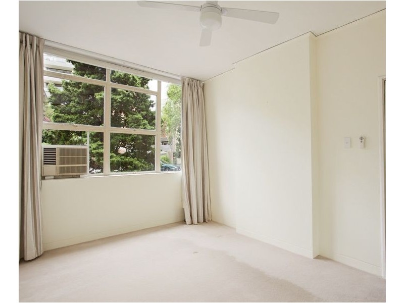 13/1 Holdsworth Avenue, Elizabeth Bay NSW 2011
