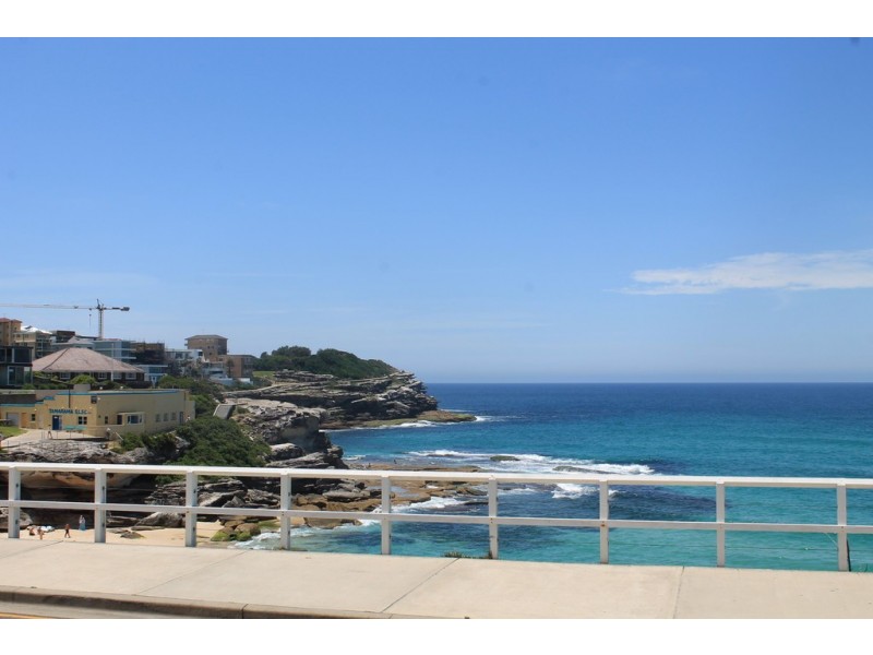 2/33 Thompson Street, Tamarama NSW 2026
