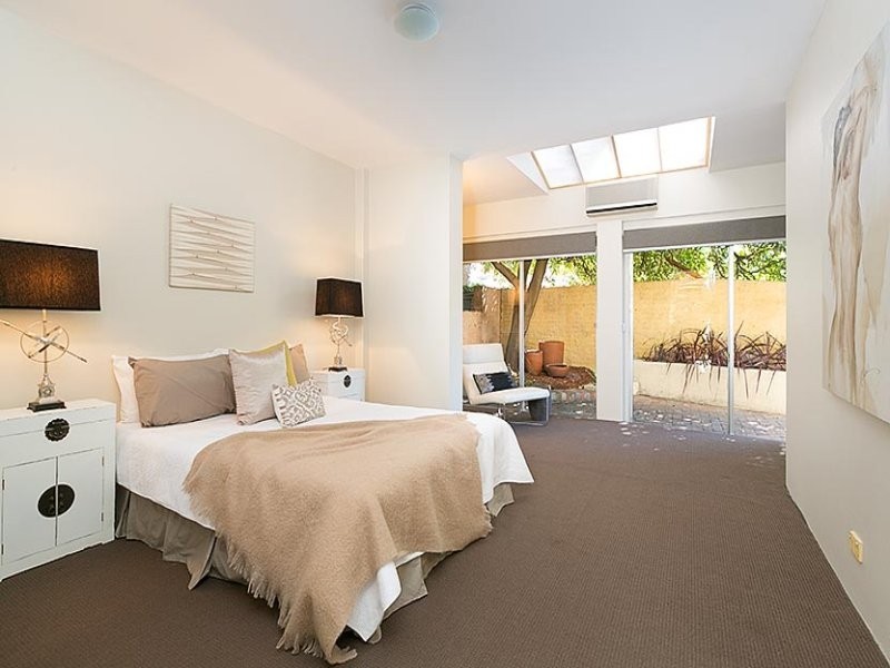 223 Old South Head Road, Bondi NSW 2026