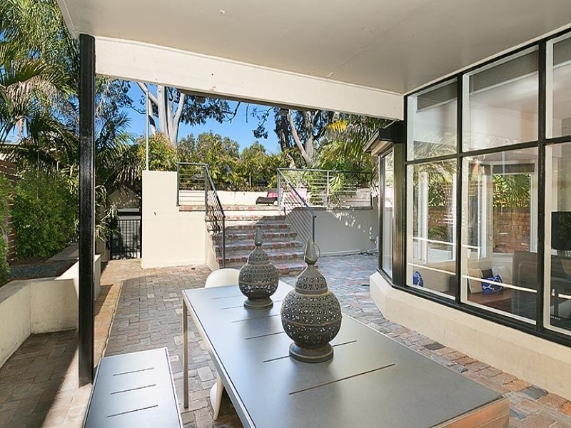 223 Old South Head Road, Bondi NSW 2026