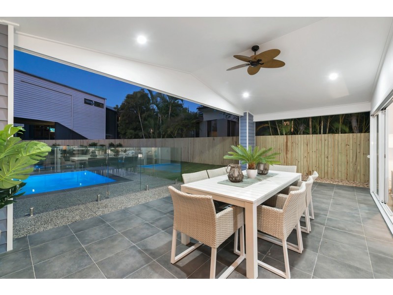 81 Grange Road, Grange QLD 4051