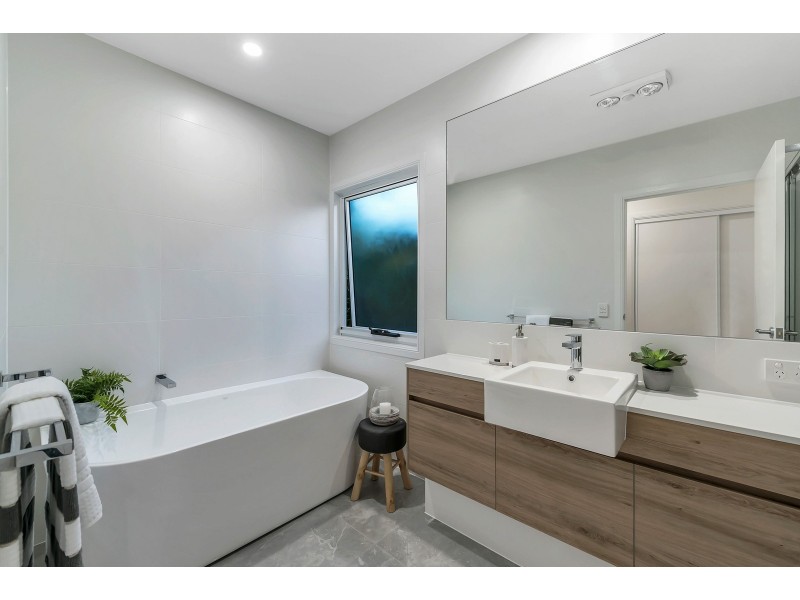 81 Grange Road, Grange QLD 4051