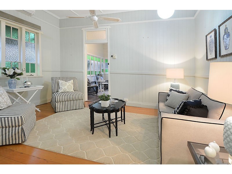 31 Tenth Avenue, Windsor QLD 4030