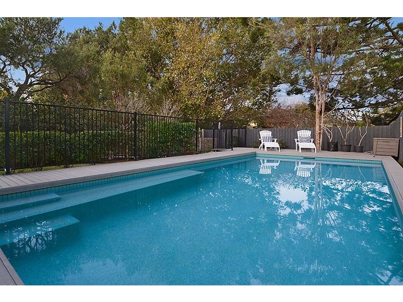 31 Tenth Avenue, Windsor QLD 4030