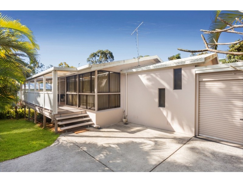 17 Koolewong Street, Stafford Heights QLD 4053