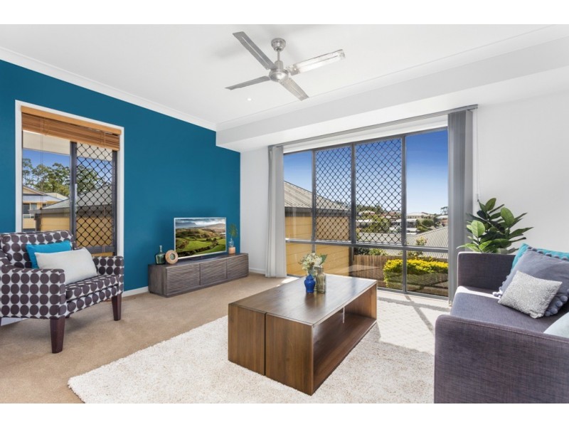 11 Emanual Court, Eatons Hill QLD 4037