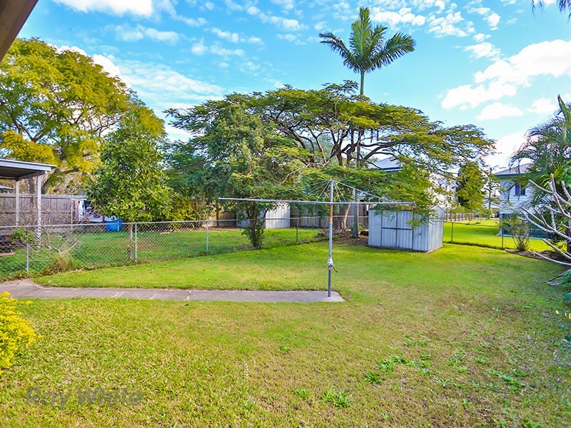 18 Meecham Street, Grange QLD 4051