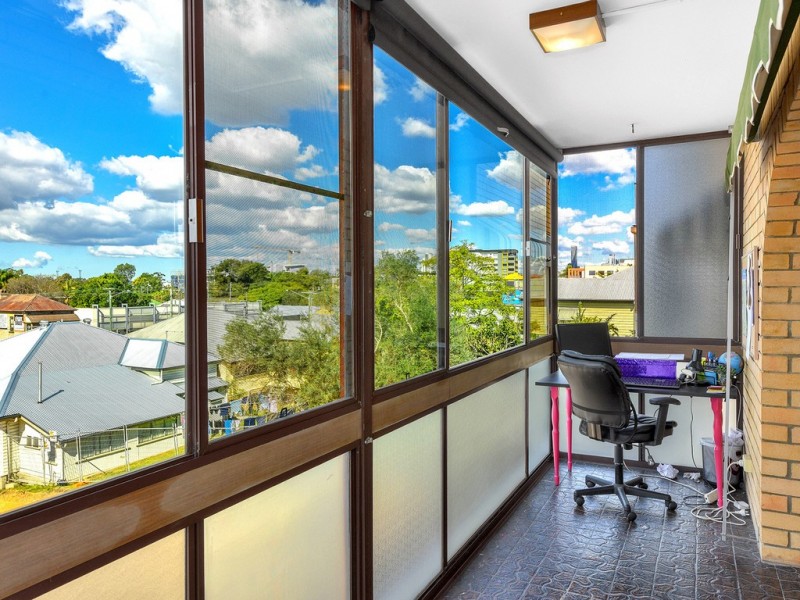 1/12 Constitution Road, Windsor QLD 4030