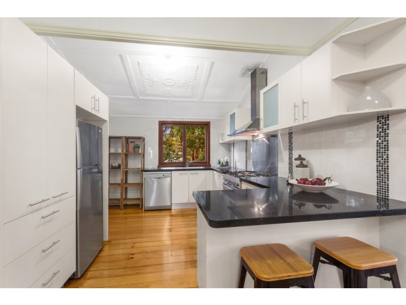 29 Elimatta Drive, Ashgrove QLD 4060