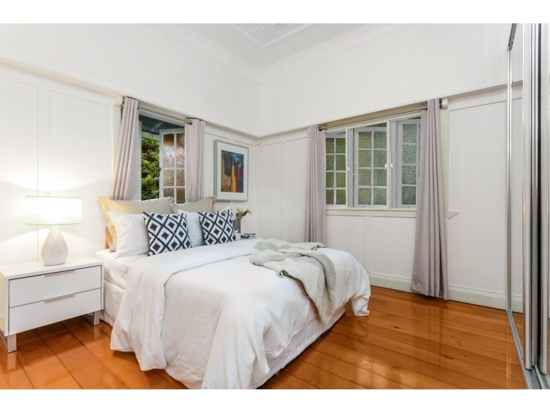 29 Elimatta Drive, Ashgrove QLD 4060