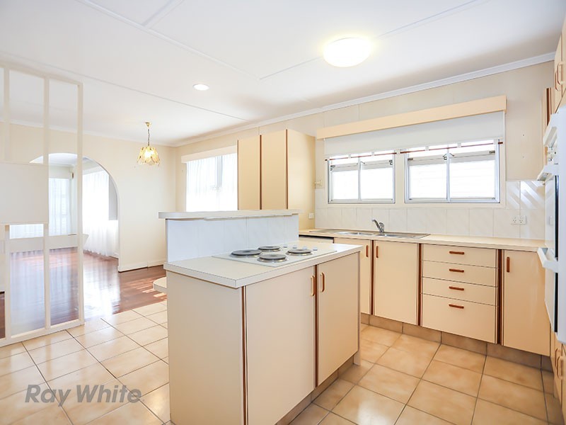 65 Normanton Street, Stafford Heights QLD 4053