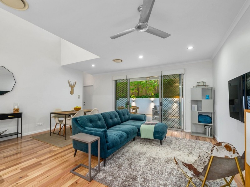 1/31 Burrai Street, Morningside QLD 4170