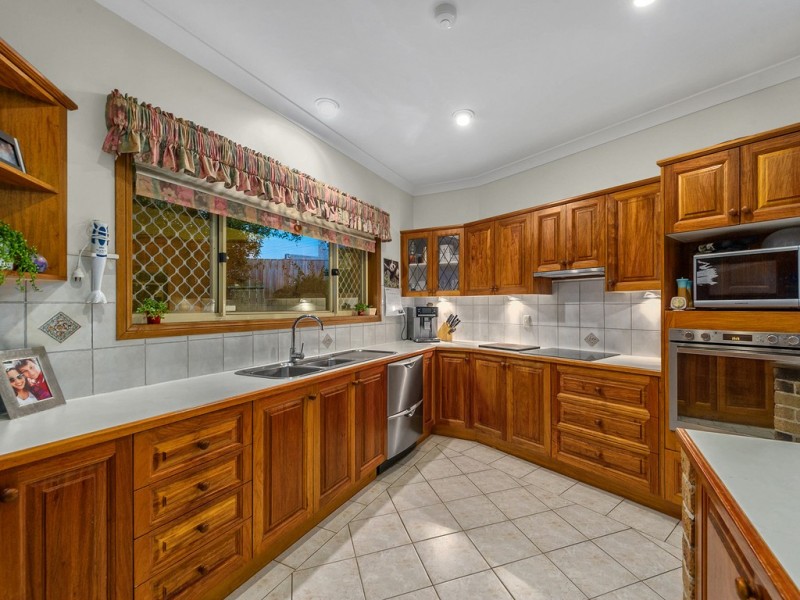 5 Glencoe Close, Ferny Grove QLD 4055