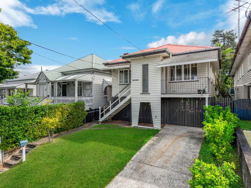 32 Swan Terrace, Windsor QLD 4030