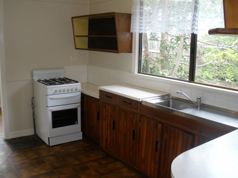 98 Minimine Street, Stafford Heights QLD 4053