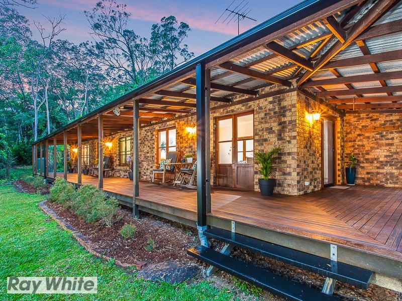 7 Phoebe Court, Bunya QLD 4055