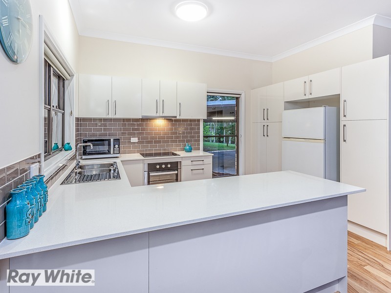 7 Phoebe Court, Bunya QLD 4055