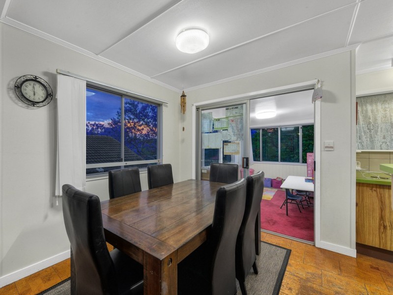 8 Sloane Street, Stafford Heights QLD 4053