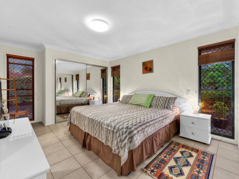 2 Leanne Close, Mcdowall QLD 4053