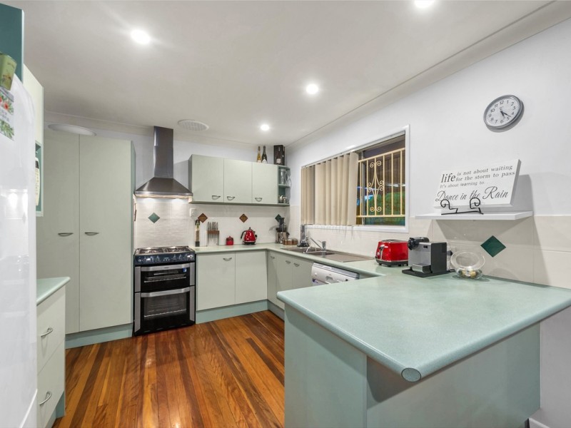 4 Macnee Street, Mcdowall QLD 4053