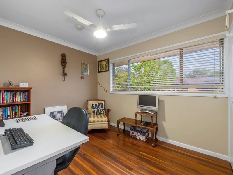 4 Macnee Street, Mcdowall QLD 4053