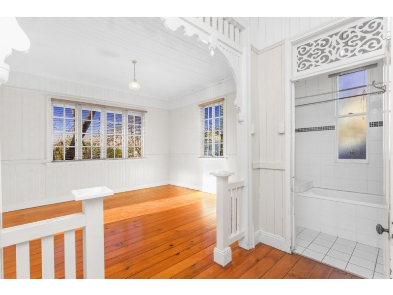 66 Primrose Street, Grange QLD 4051