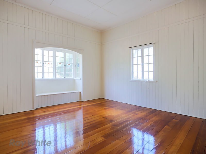 12 Camden Street, Albion QLD 4010