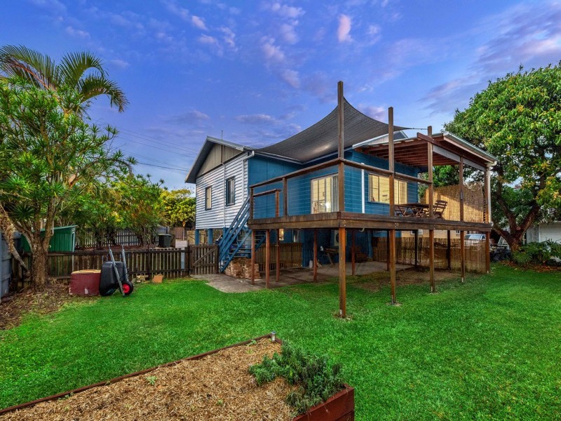 11 Park Road, Yeronga QLD 4104