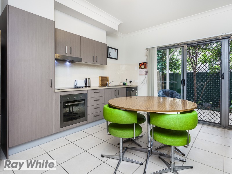 2/127 Duffield Road, Kallangur QLD 4503