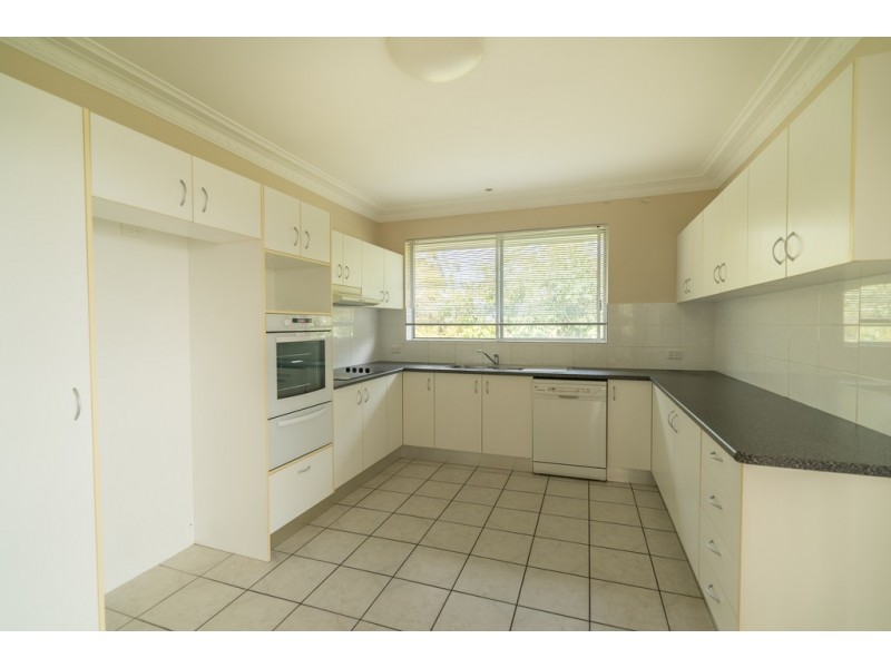 34 Sixth Avenue, Windsor QLD 4030