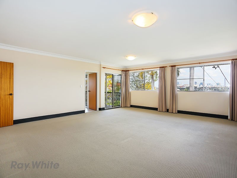 34 Sixth Avenue, Windsor QLD 4030