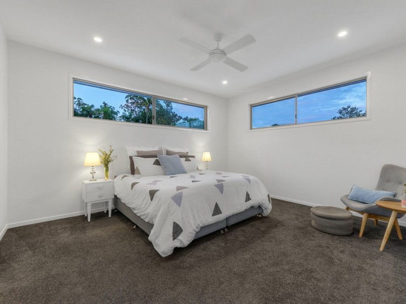 24 Rawson Street, Wooloowin QLD 4030