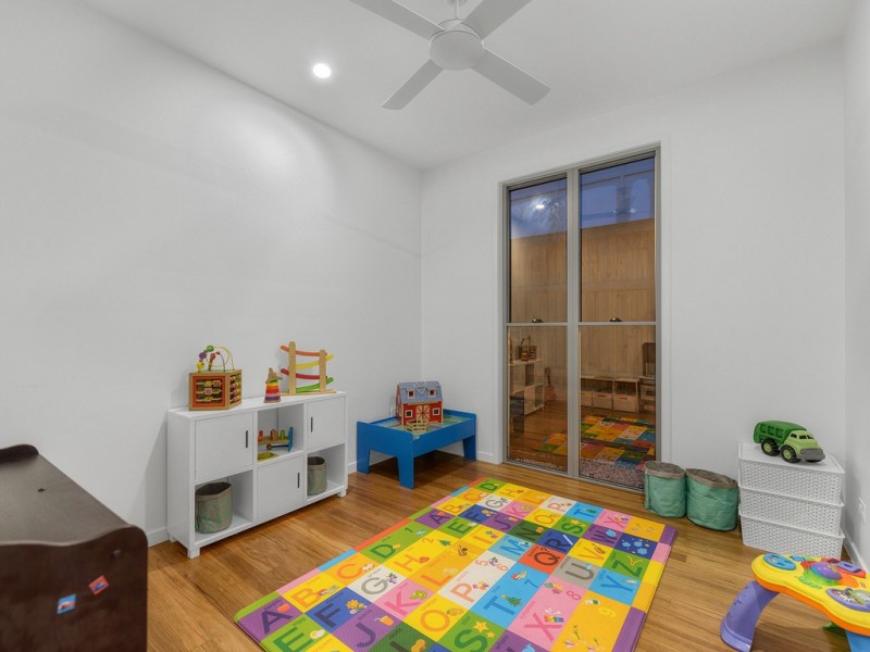 24 Rawson Street, Wooloowin QLD 4030