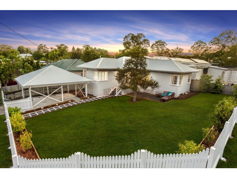 136 Clifford Street, Stafford Heights QLD 4053