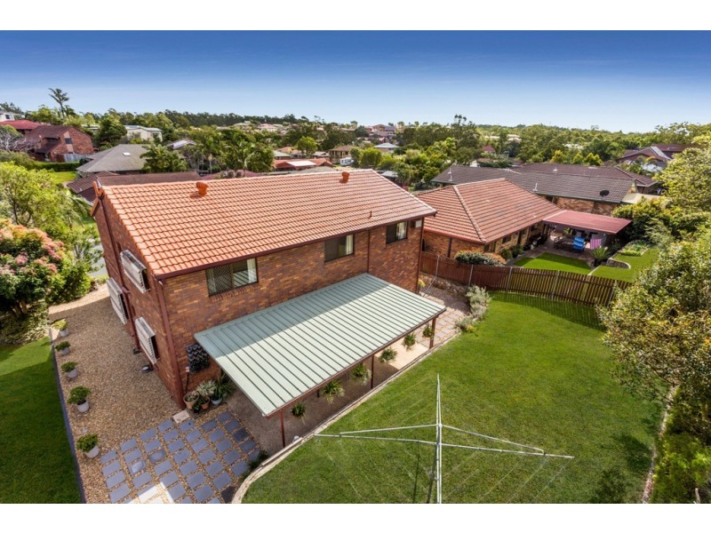17 Lanchester Street, Stafford Heights QLD 4053