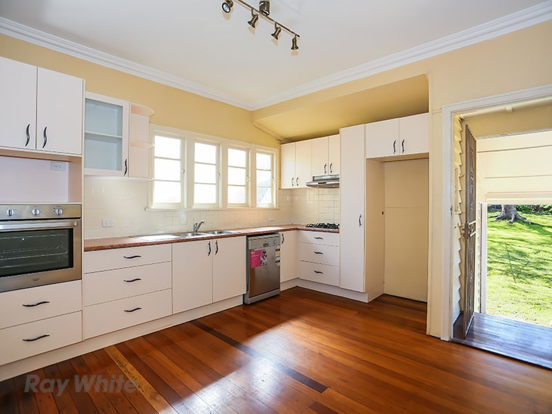 25 Buddina Street, Stafford QLD 4053