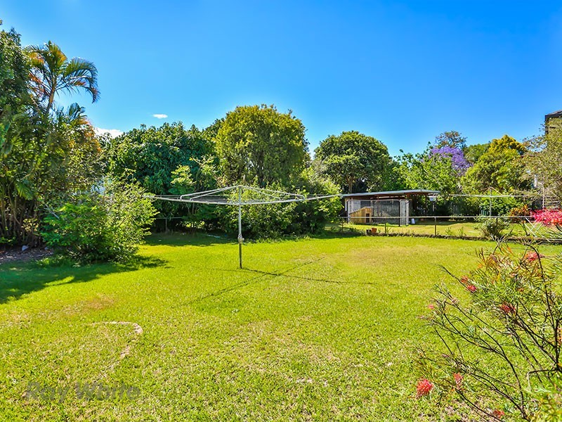 16 Beeby Street, Wavell Heights QLD 4012